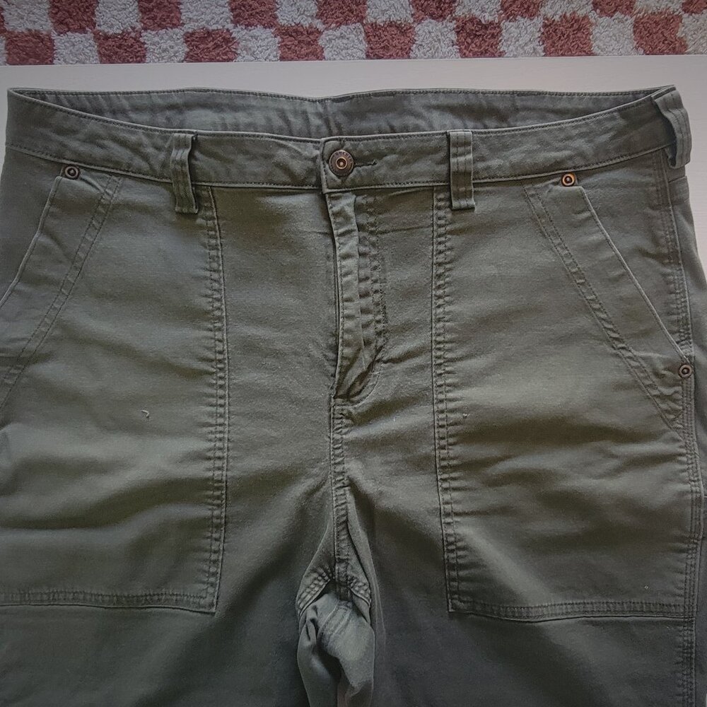 Duluth Trading Co. Women's Workwear Cropped Carpenter Pant Sz 16r